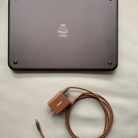 Courant catch 3 phone charger - Picture 2 of 2